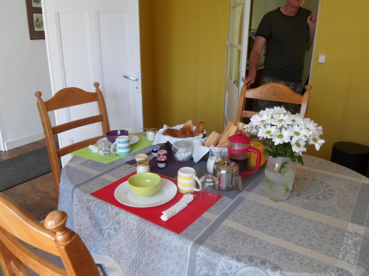 אואלגואט Riverside Bed And Breakfast מראה חיצוני תמונה